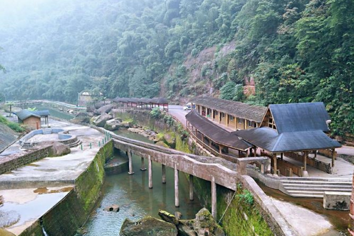 Qidong Gully